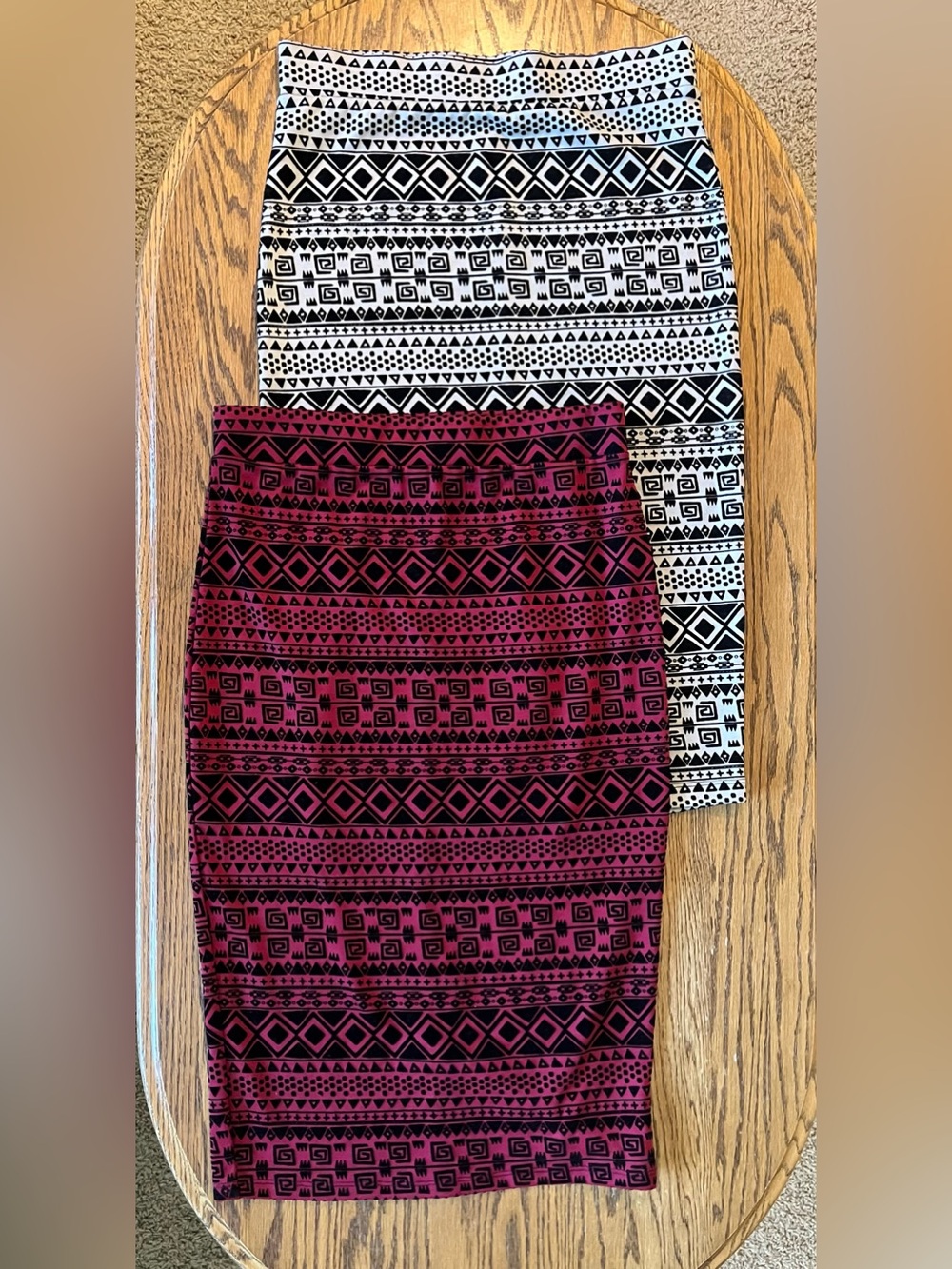 Iris los angeles brand Womens’ Pencil Skirts. Set of 2. Size Medium. Like New.
